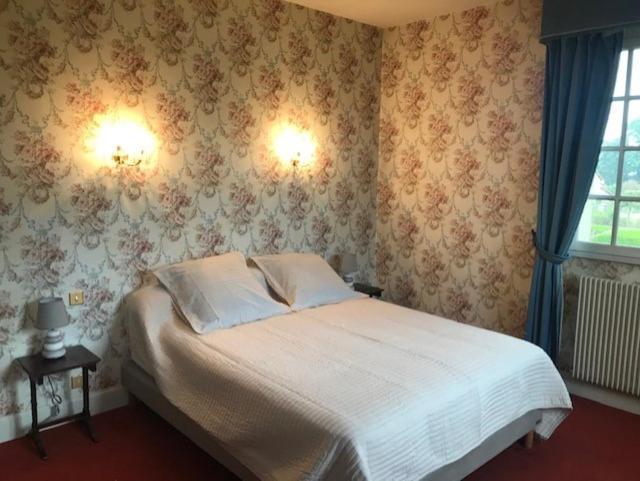 Demeure Des Carila Bed & Breakfast Heudebouville Eksteriør bilde