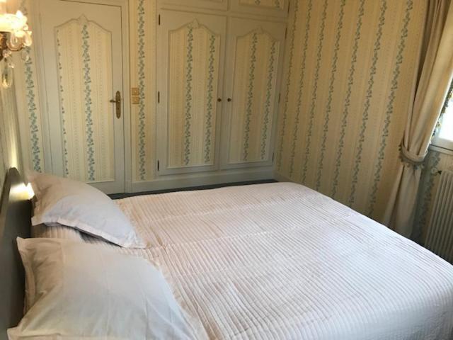 Demeure Des Carila Bed & Breakfast Heudebouville Eksteriør bilde