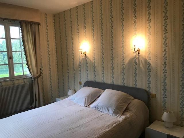 Demeure Des Carila Bed & Breakfast Heudebouville Eksteriør bilde